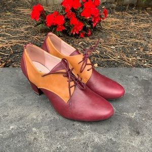 Lulu Hun by Collectif Vintage Reproduction Oxford style heels